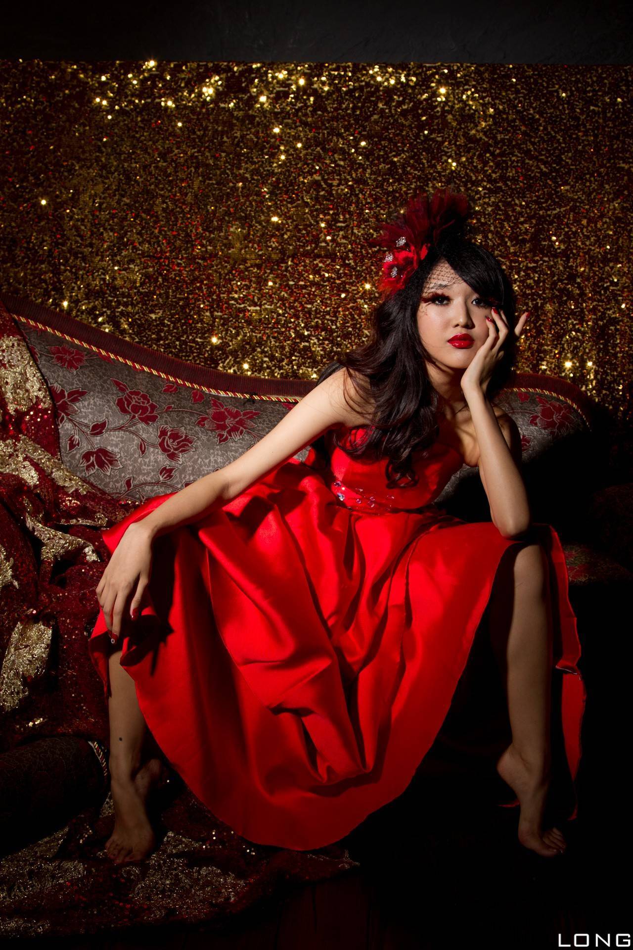 Jill 瑋廷 棚拍 婚紗之红 Beauty性感美女写真套图